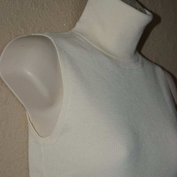 NWOT $225 Sz S Allude Ivory Soft Wool Ribbed Sleeveless Turtleneck Top - Picture 3 of 6